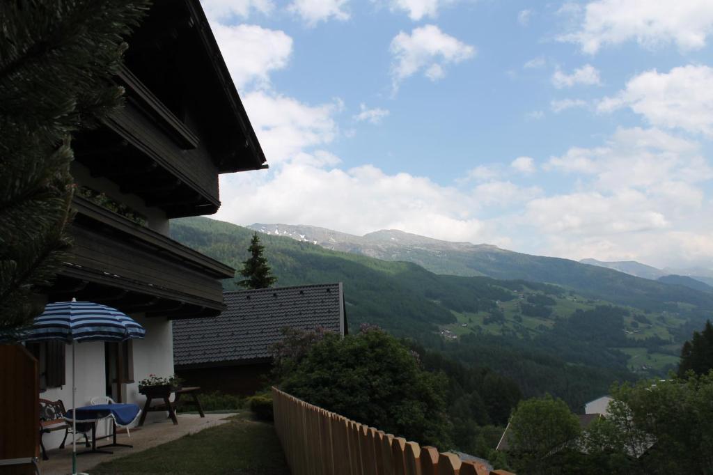 Apphaus Sonne Lägenhet Heiligenblut Rum bild
